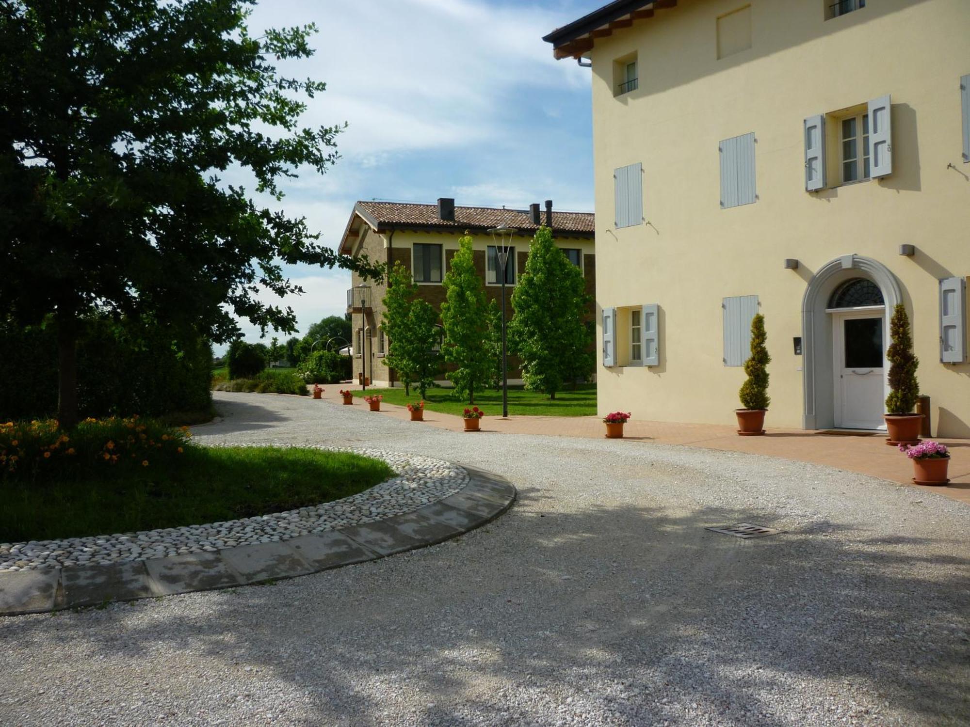 Hotel La Fornace San Vicenzo di Galliera Exterior foto